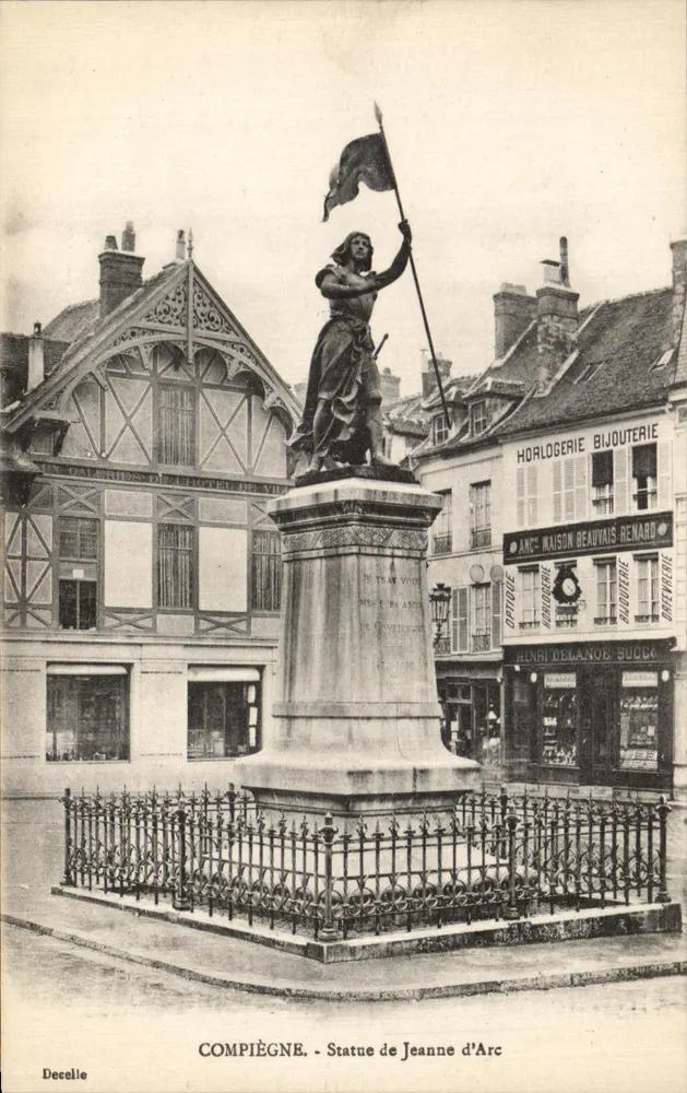 Compiegne - Estátua de Joana d'Arc — editor Decelle, n°60 - Frente