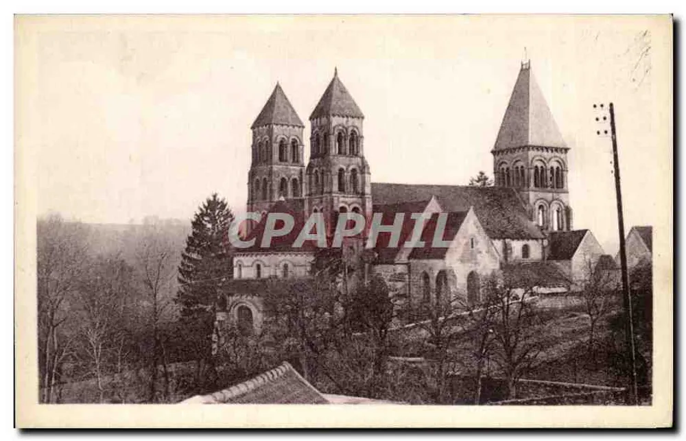 Moriénval (Oise) — Ehemalige Benediktinerabteikirche — Nordseite — Photo P. Dacier, Pierrefonds - Vorderseite