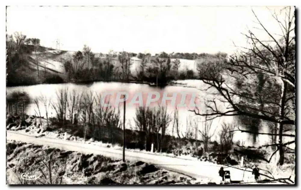 L'étang de La Villette (Oise) — vue d'hiver avec route et arbres nus — éditeur CIM - Frente