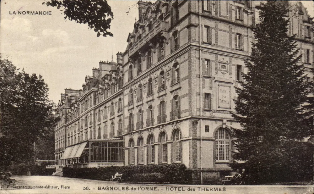 Bagnolles-de-l'Orne — Hôtel des Thermes — P. Loyasseur, Fotoverlag, Flers - Vorderseite