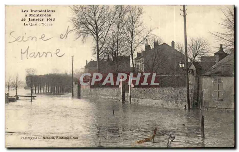 Die Überschwemmungen in Mentereau — 26. Januar 1910 — Der Quai der Yonne — Phototypie L. Ménard, Fontainebleau - Vorderseite