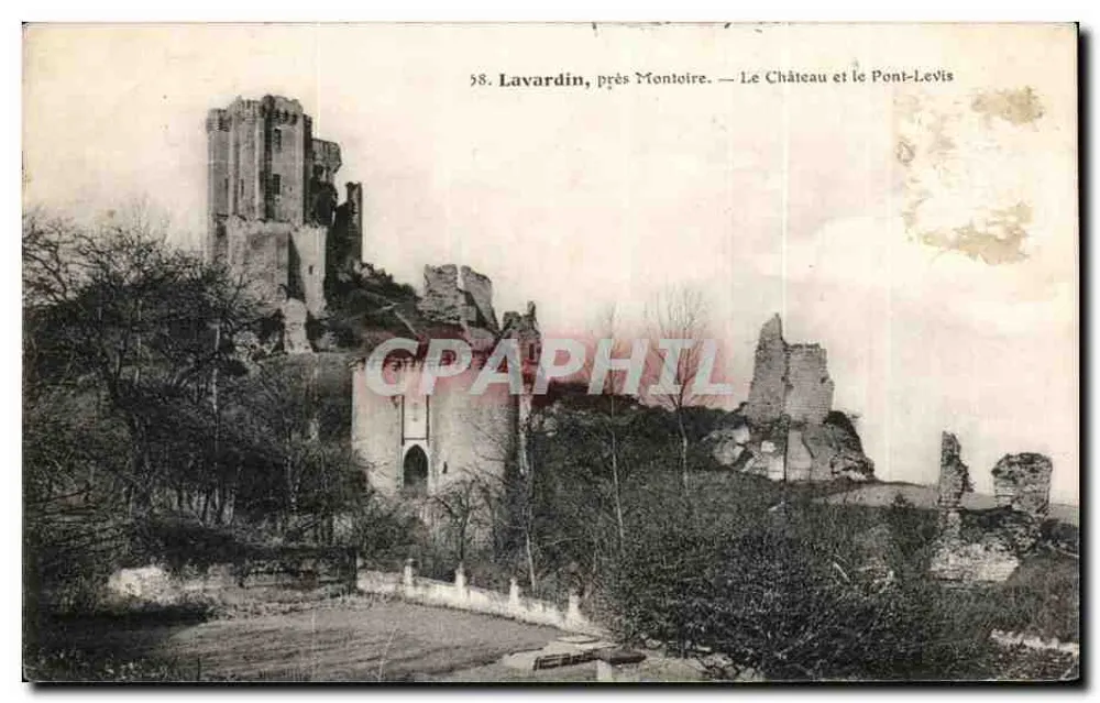 Lavardin, nahe Montoire — Schloss und Pont-Levis - Vorderseite