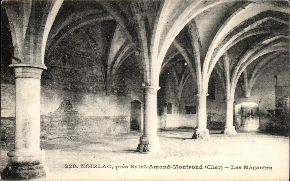 Noirlac, in der Nähe von Saint-Amand-Montrond (Cher) — Die Geschäfte — Edition Baudry, Nr. 228 - Vorderseite