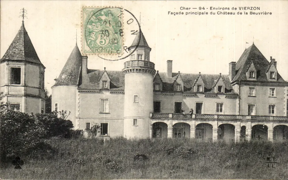 Schloss Beuvrière — Hauptfassade — Umgebung von Vierzon, Cher - Vorderseite