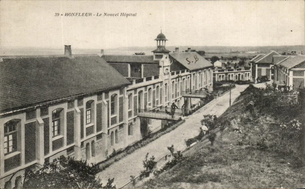 HONFLEUR - O Novo Hospital — S.B. — n°39 - Frente