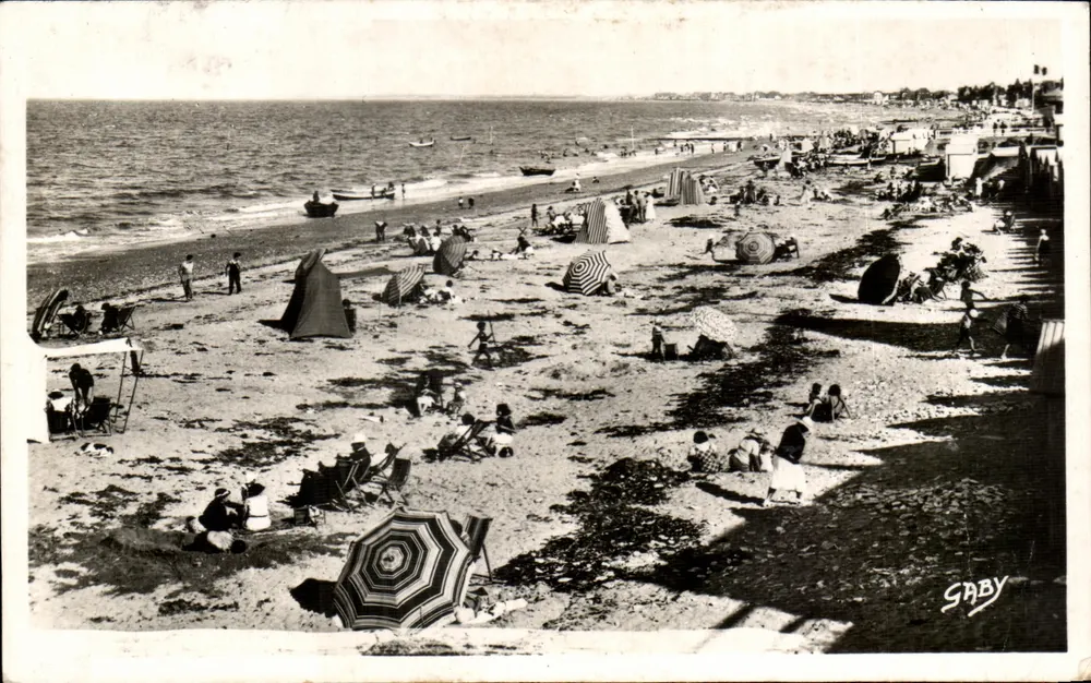 Lion-sur-Mer — Panorama de la Plage — G. ARTAUD, Éditeur, Nantes - Frente
