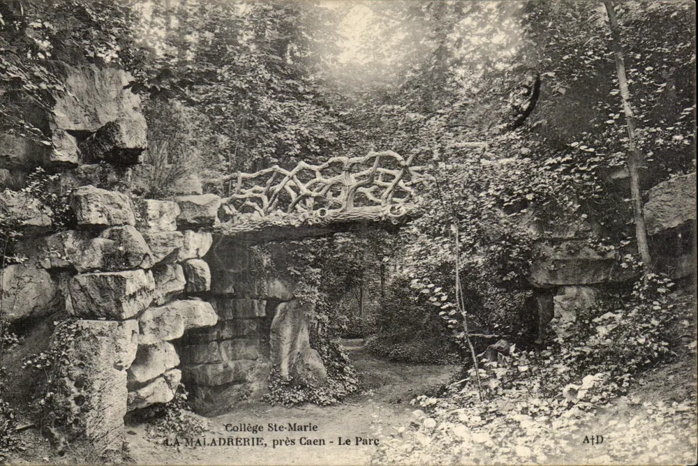 La Maladrerie, nahe Caen — Der Park — Kollegium Ste-Marie — A+D - Vorderseite