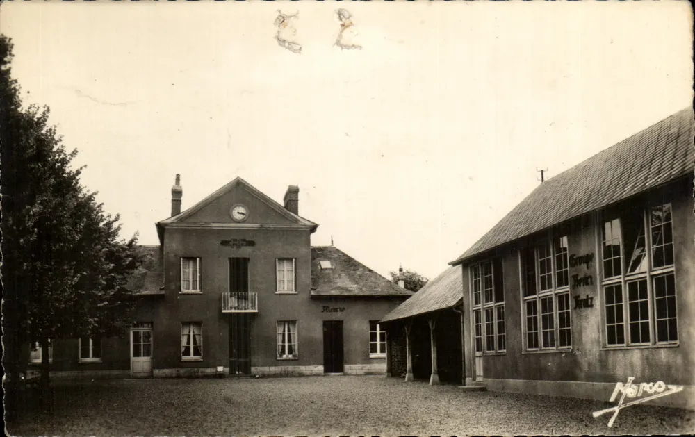 Douville (Eure) — Gemeentehuis en School — uitgever Morso, n° 3 - Voorkant