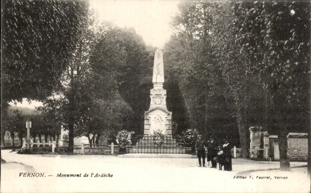 Vernon — Monumento da Ardèche — Edição F. Fautret, Vernon - Frente