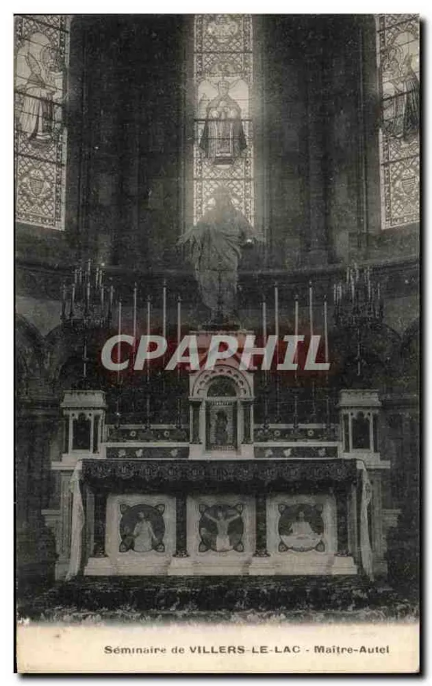 Séminaire de VILLERS-LE-LAC — Innenansicht der Kirche mit Altar und Farbglasfenstern — Meisteraltar - Vorderseite