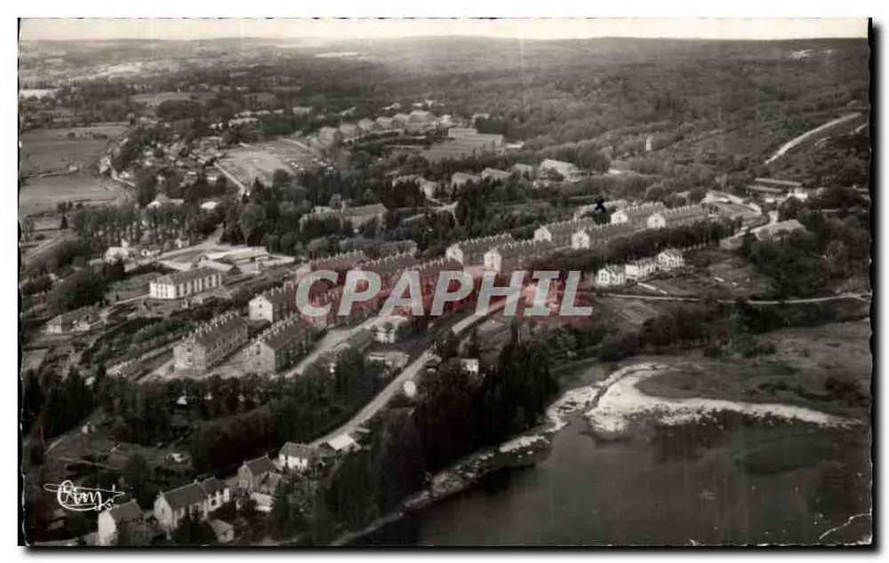 La Courtine (Creuse) — Allgemeine luftige Ansicht des Lagers — Fotograf A. Omy - Vorderseite
