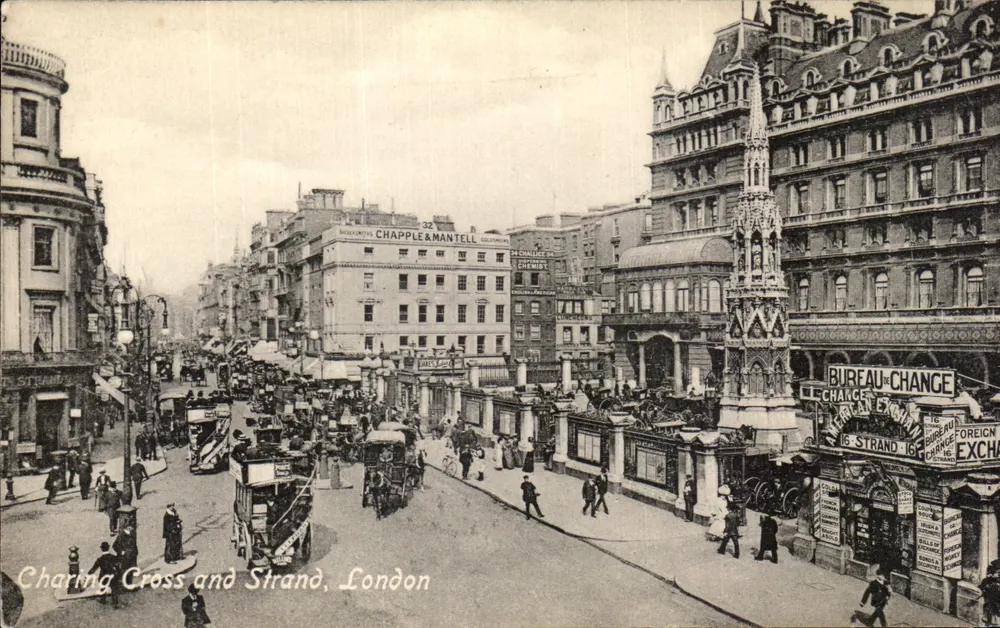 Charing Cross e Strand, Londres — vista urbana com a fonte da Praça de Charing Cross — Série Valentine - Frente