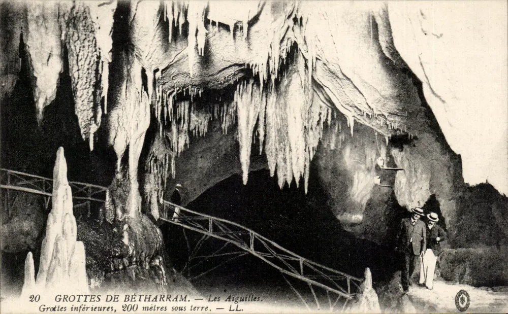 Bétharram-Höhlen — Die Nadeln — LL - Vorderseite
