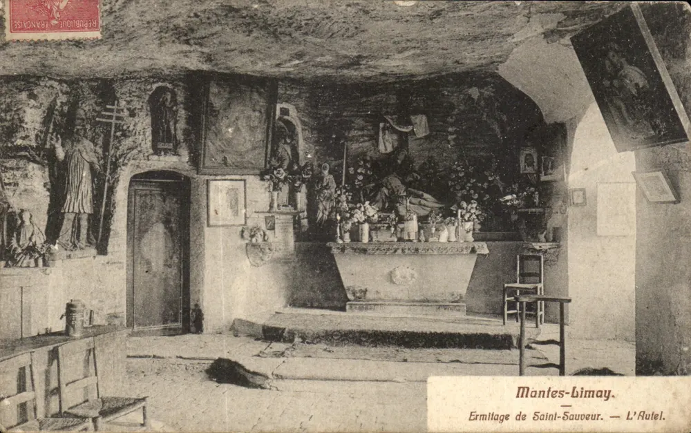 Ermitage von Saint-Sauveur — Der Altar — Mantes-Limay - Vorderseite