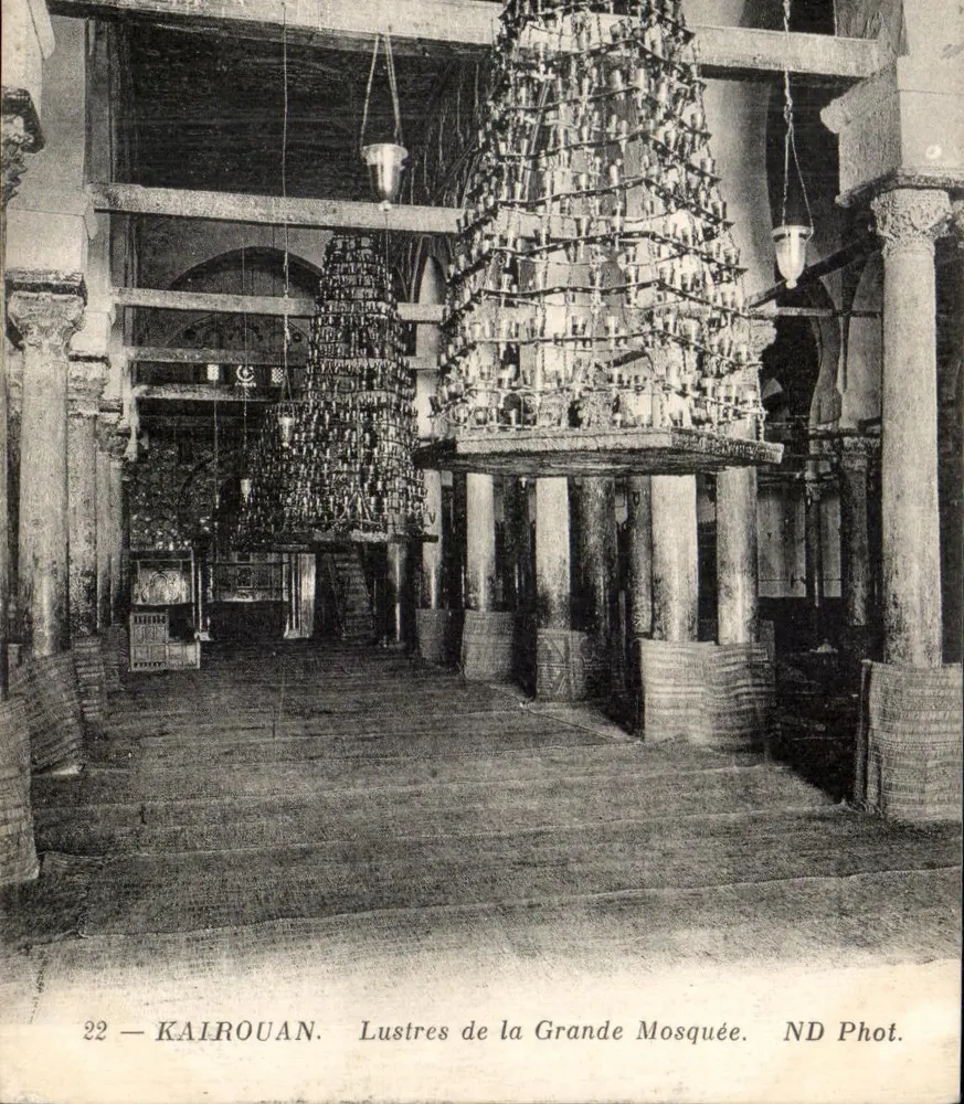 Kairouan — Kronleuchter der Großen Moschee — ND Phot. - Vorderseite
