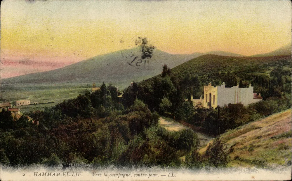 HAMMAM-EL-LIF — Richtung Land, gegenlicht. — LL. - Vorderseite