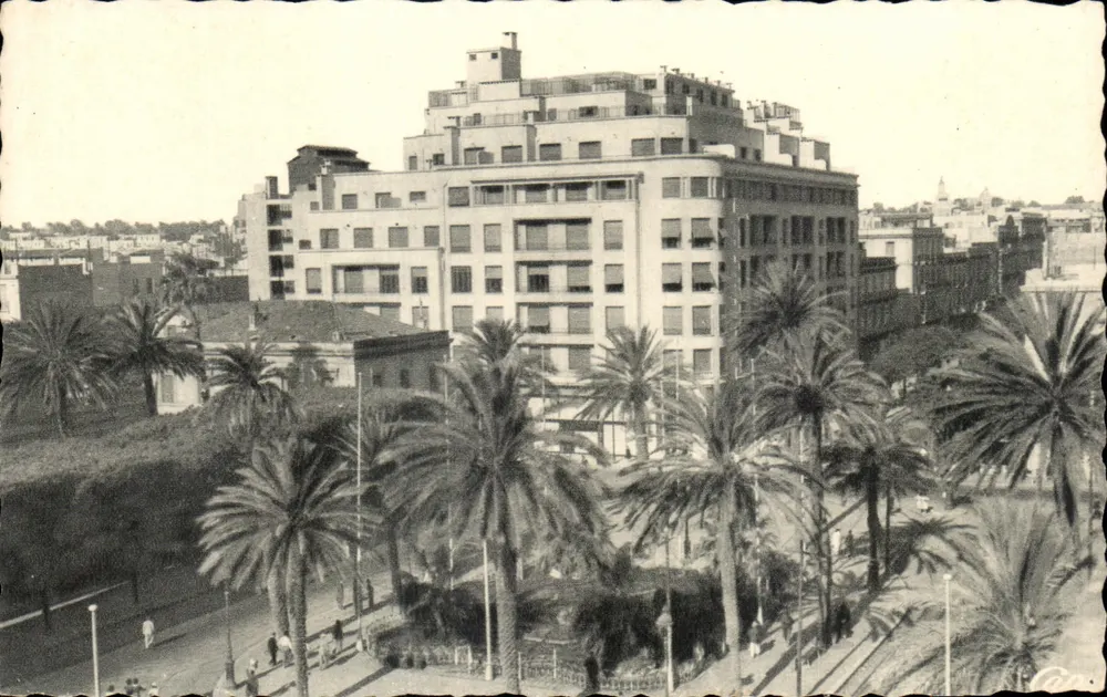 Place de la Résidence — Cap 221 — Éditeur : Cap 221 - Frente