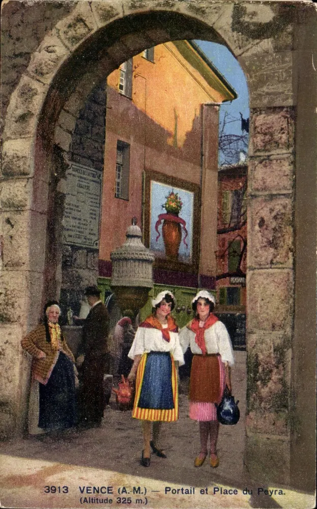 Vence (A.M.) — Portal und Place du Peyra — Verlag A.D.I.A. NICE, n° 3913 - Vorderseite