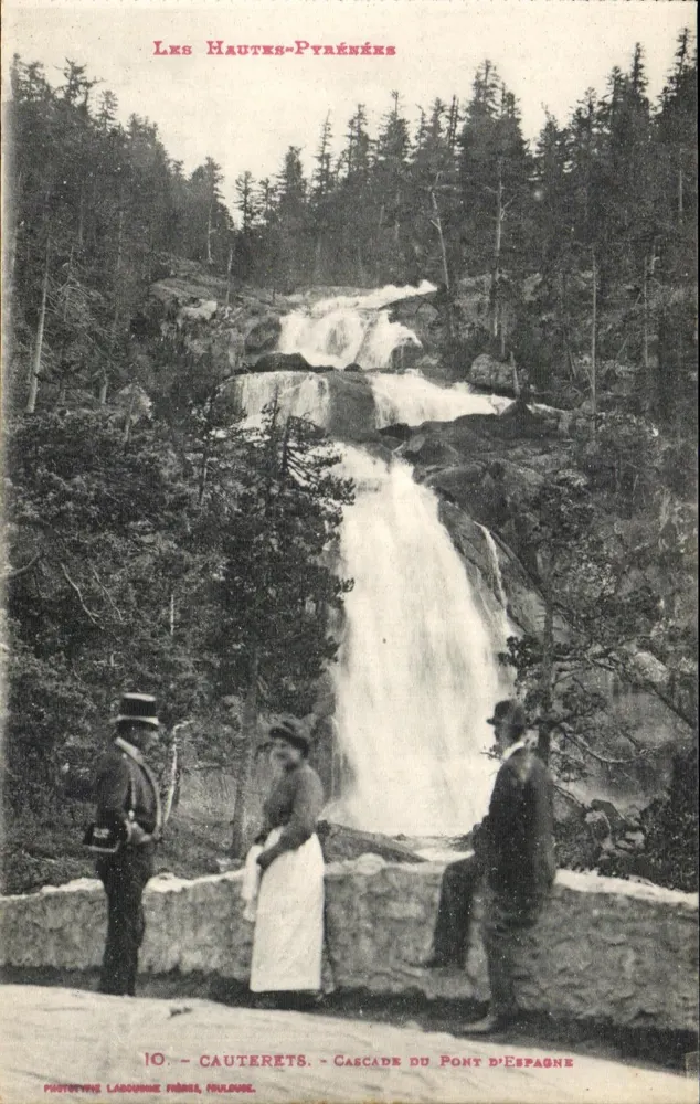 Cauterets - Cachoeira do Pont d'Espagne — Les Hautes-Pyrénées — Fototipo Labouche Frères, Pau, n°10 - Frente