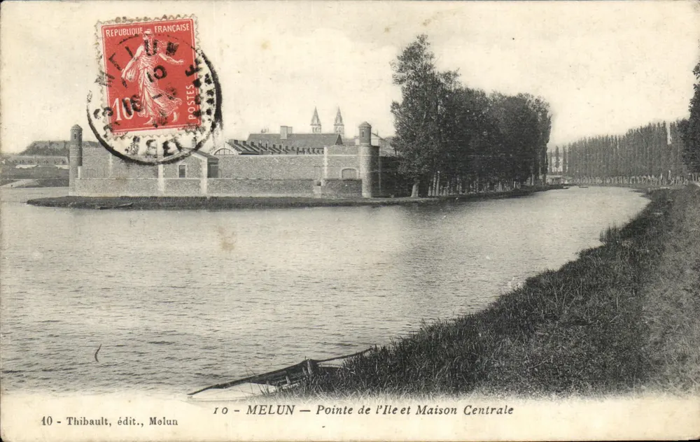 Melun — Ponta da Ilha e Casa Central — Thibault, editor, Melun - Frente