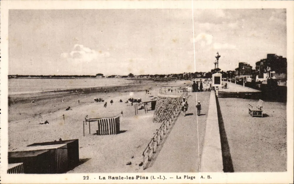 La Baule-les-Pins (L.-I.) — A Praia — Photolypie A. Bruel, Angers - Frente