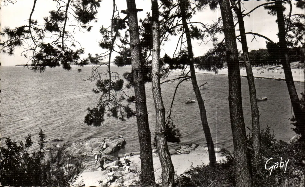 Praia de Saint-Brevin-l'Œtang — vista dos pinheiros — Gaby - Frente