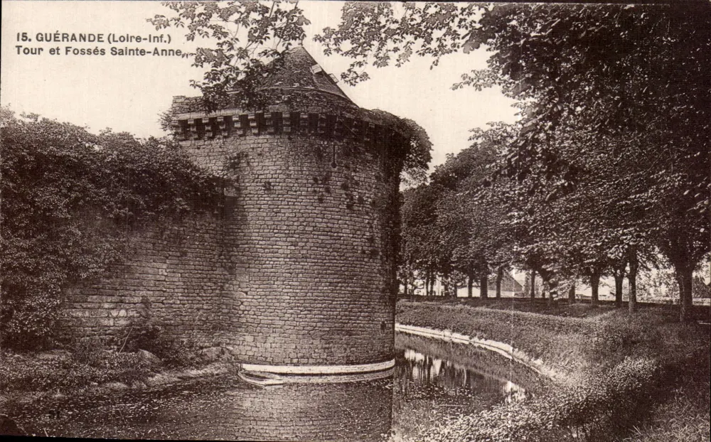 Guérande (Loire-Inf.) — Turm und Gräben von Sainte-Anne — F. Chapeau, Verlag Nantes - Vorderseite