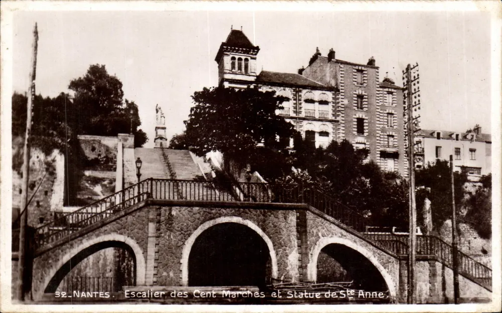 Nantes — Treppen der Hundert Stufen und Statue der Heiligen Anna — Édition La Croque, rue de la Poëte - Vorderseite