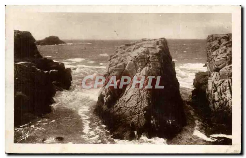 Costa rochosa — vista do mar — editor Laurent Neuhennès, n°56 - Frente