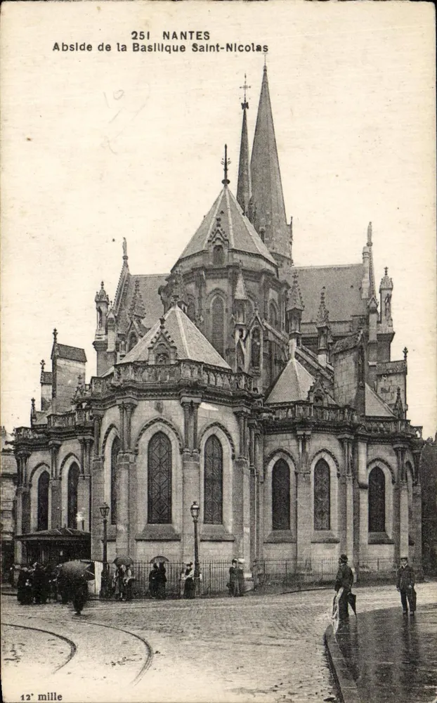 Abside da Basílica de São Nicolau — Nantes — editor '251 NANTES' - Frente
