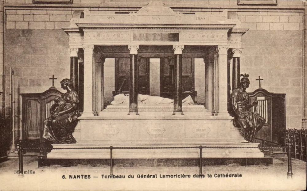 NANTES — Grab des Generals Lamoricière in der Kathedrale — F. Chapeau, Imp. Nantes - Vorderseite