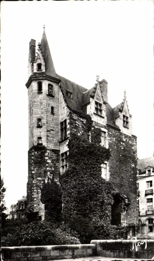 Nantes — Die Saint-Pierre-Tür des 15. Jahrhunderts — Verlag Rooy - Vorderseite