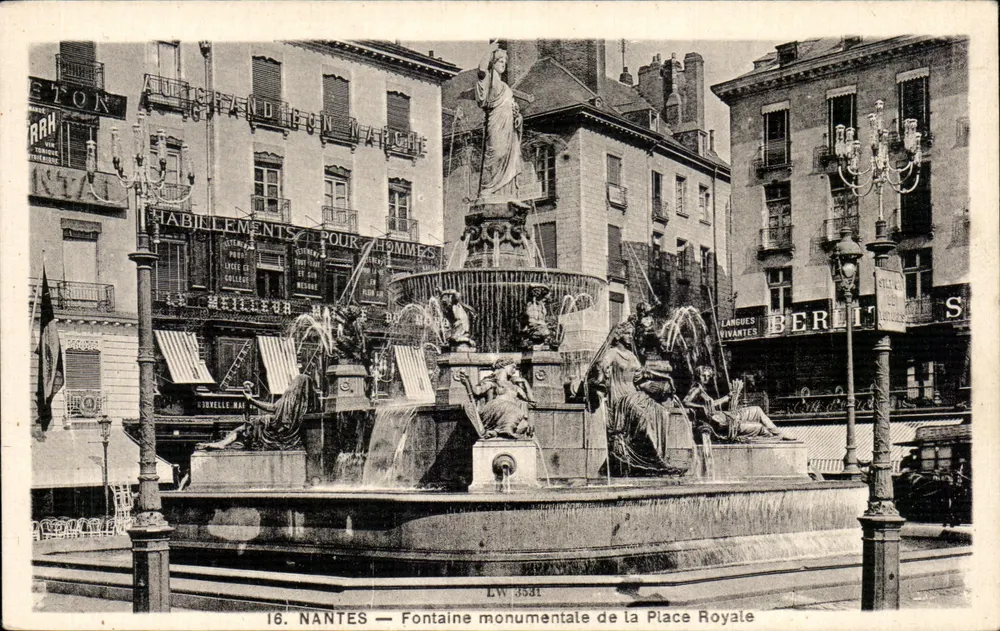 NANTES — Monumentale Fontäne der Place Royale — F. Chapeau, Nantes, n° LW 3531 - Vorderseite