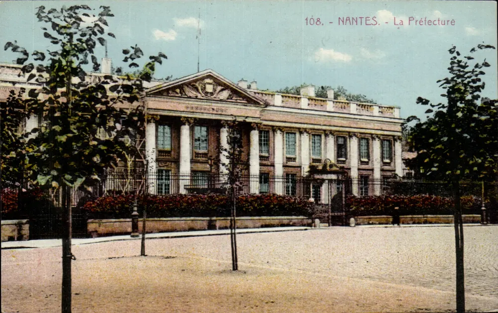 NANTES - A Prefeitura — editor Cartas 'A Cegonha', n° 108 - Frente