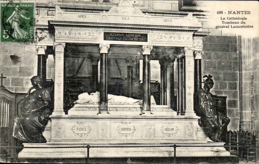 Nantes — Die Kathedrale, Grab des Generals Lamoricière — Phototype Vasselier, Nantes - Vorderseite