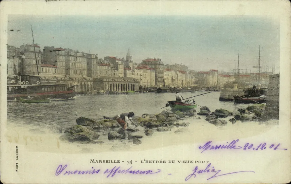 Marseille - 34 - Der Eingang zum Alten Hafen — Foto. Lacour - Vorderseite