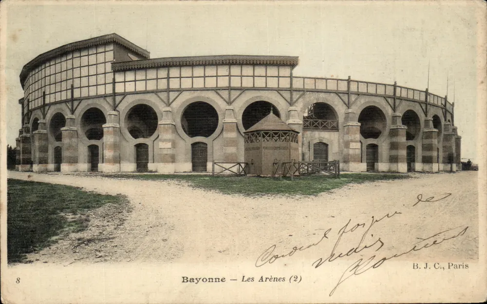 Bayonne — Les Arènes (2) — B.J.C., Paris - Frente