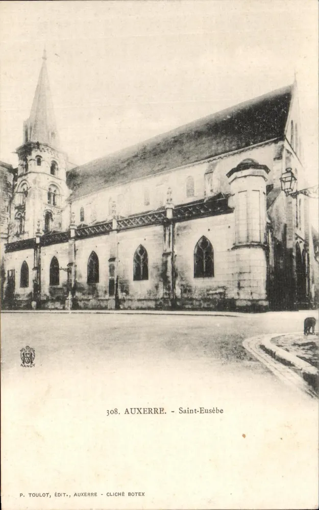 Auxerre - Saint-Eusèbe — editor P. Toulot, n° de série 308 - Frente