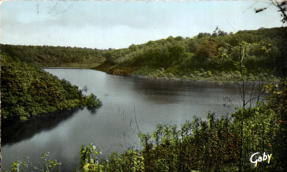 El Lago cerca del Dique Saint-Luc — Mervent (Vendée) — Ediciones Gaby - Anverso