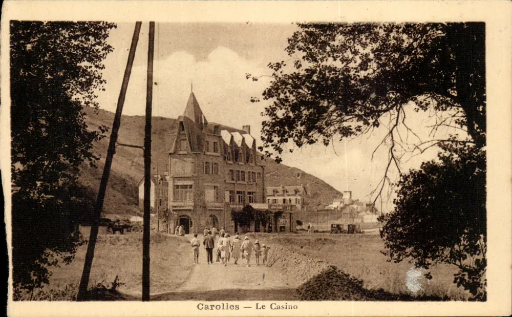 Carolles — O Casino — Editor Lechartier (Munache) - Frente