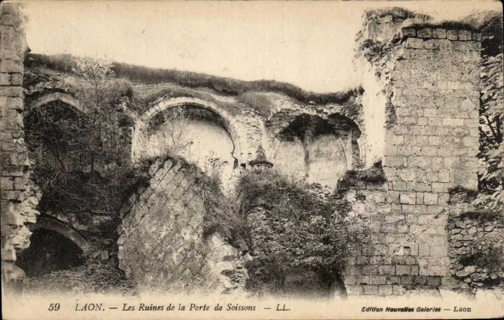 Laon — Las Ruinas de la Puerta de Soissons — Edición Nouvelles Galeries — Laon - Anverso