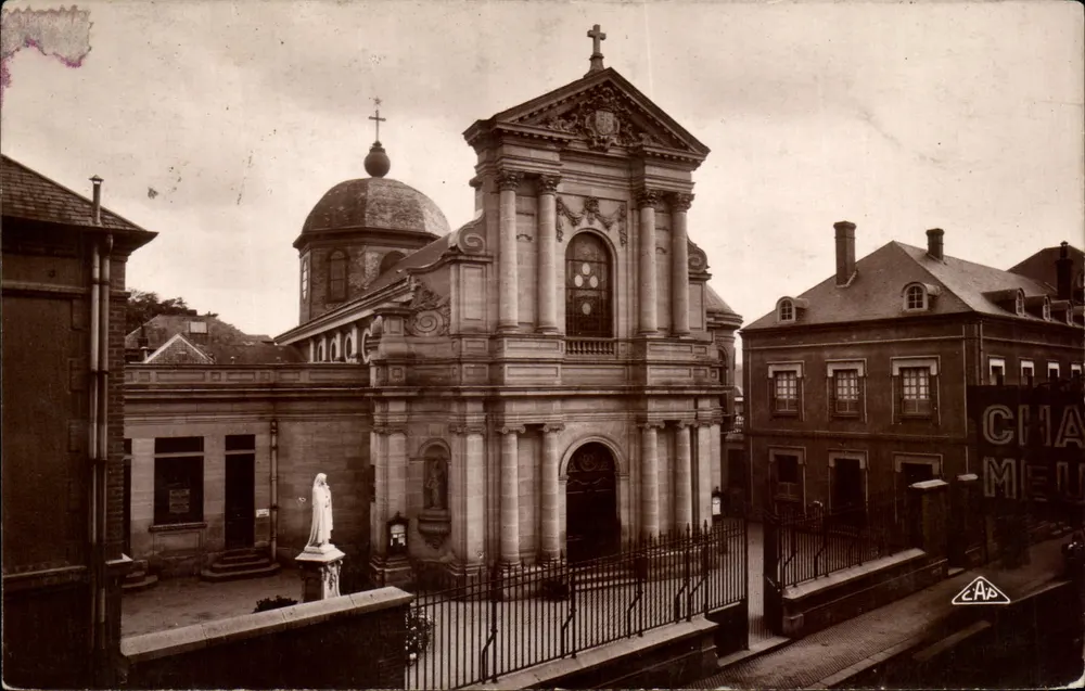 Lisieux — Capela do Carmelo — Ch. Dupré, La Rosecrate - Frente