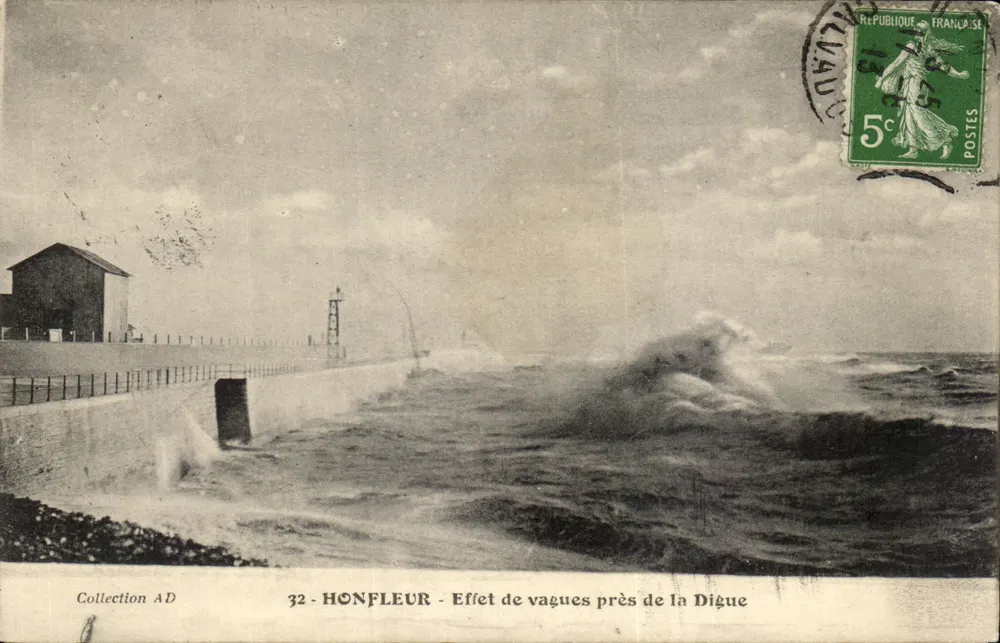 Honfleur — Efeito de ondas perto da Digue — Coleção AD - Frente