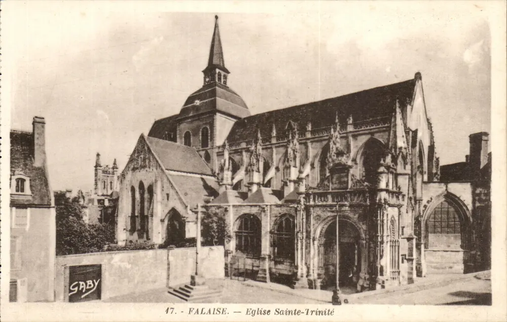 Falaise — Igreja de Santa Trindade — Saby - Frente