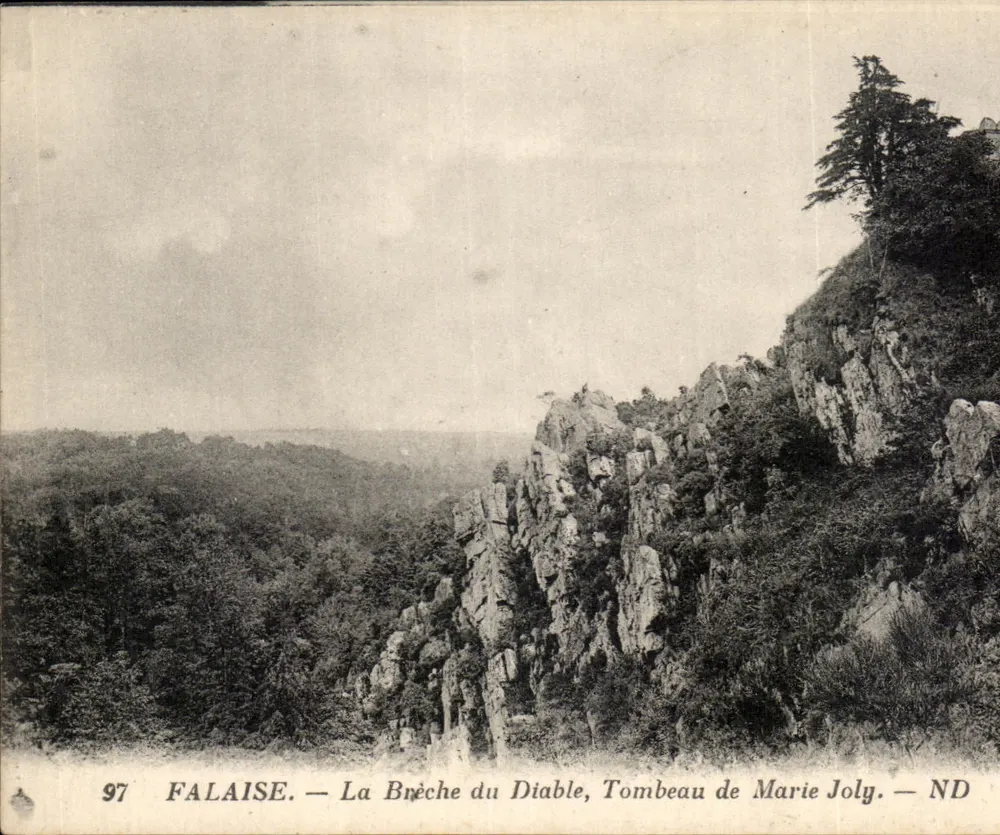 FALAISE — Die Teufelslücke, Grab von Marie Joly — ND - Vorderseite