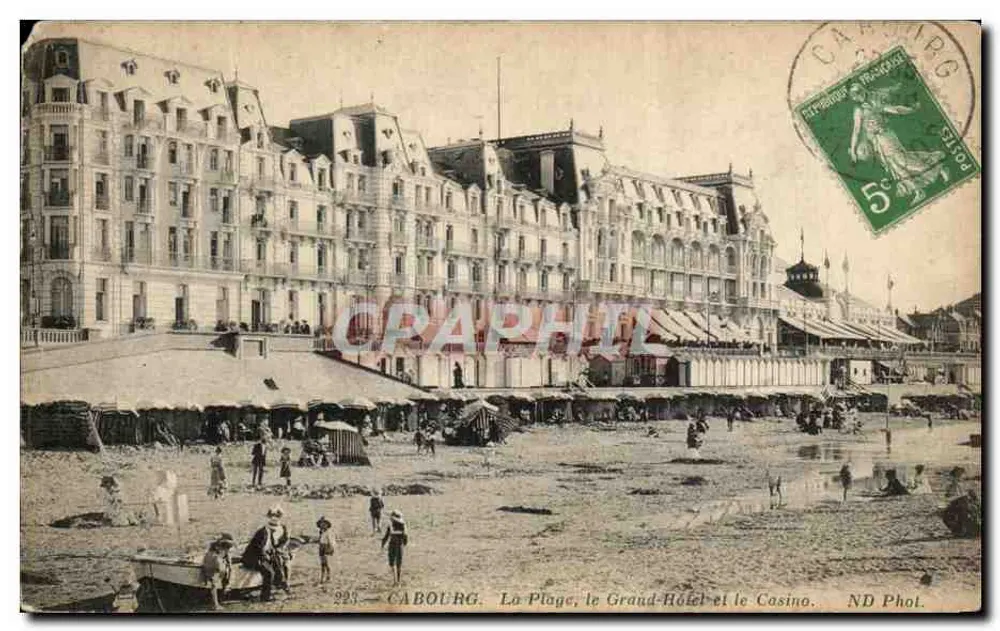 Cabourg. Die Strandpromenade, das Grand-Hôtel und das Casino — ND Phol. Nr. 223 - Vorderseite