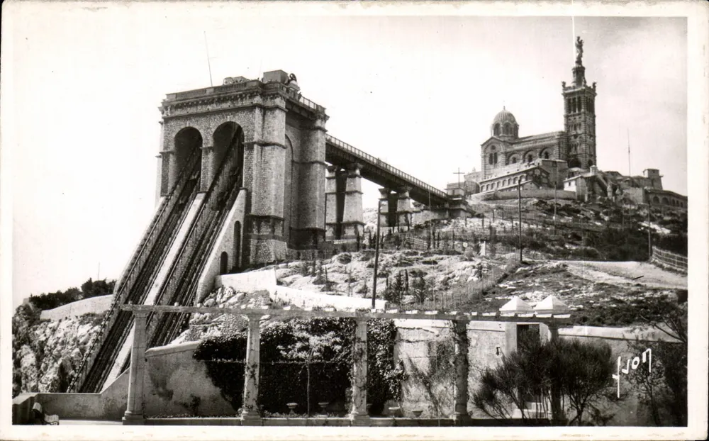 Notre-Dame de la Garde — Die Aufzüge — Sonderausgabe der Basilika - Vorderseite