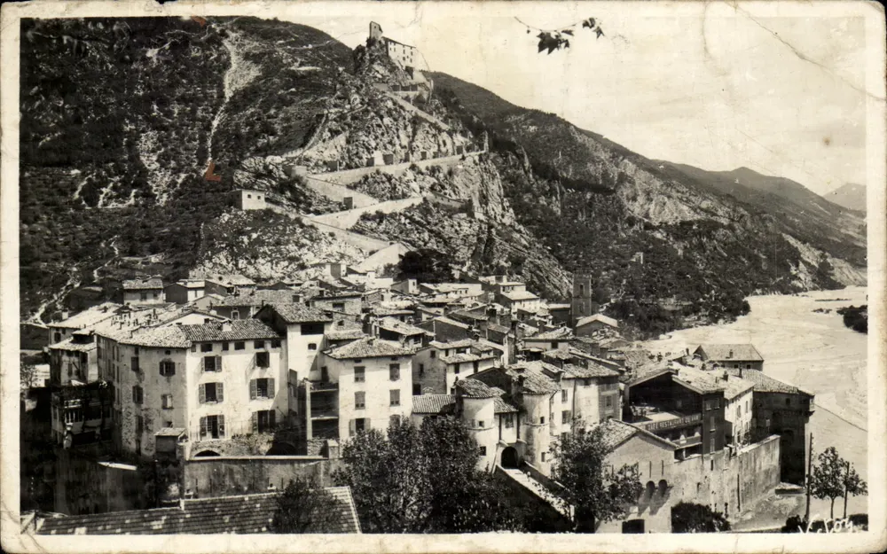 Entrevaux — Vue Générale — Édition Léon Victor Taine - Frente