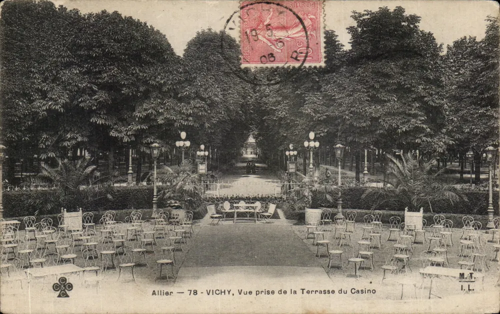Vichy — Ansicht vom Terrassenbereich des Casinos — Allier — 78 — M.T. I.L. - Vorderseite