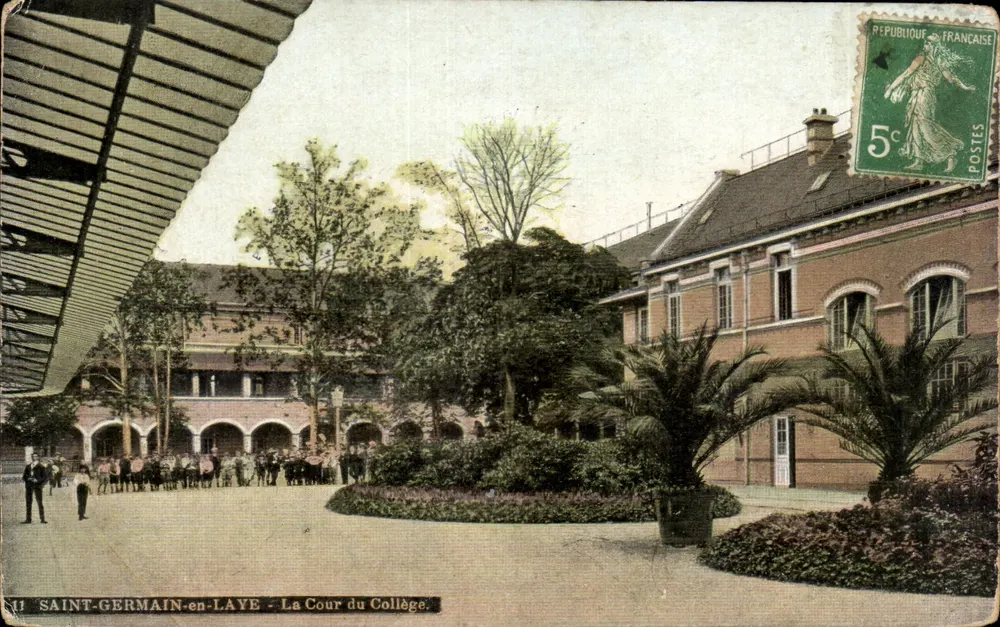 SAINT-GERMAIN-en-LAYE — Der Hof des Colleges — Verlag AQUA-PHOTO L.Y. & Cie, n°11 - Vorderseite
